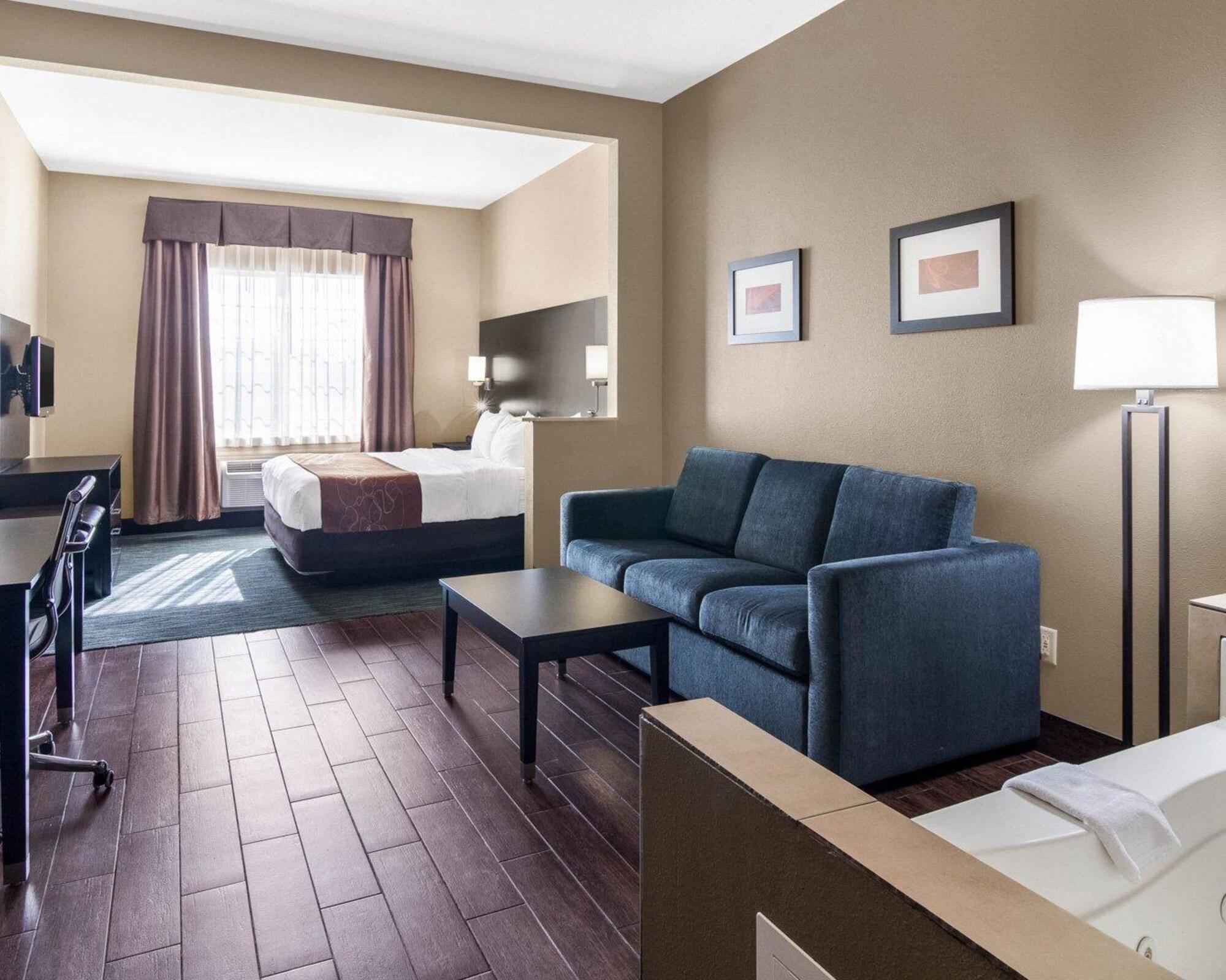 Comfort Suites Odessa Exterior foto