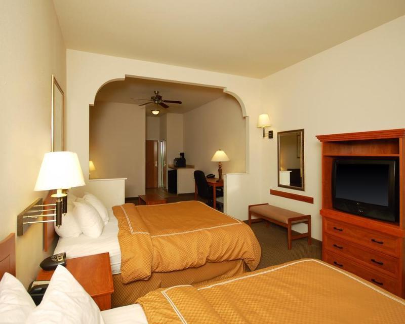 Comfort Suites Odessa Exterior foto