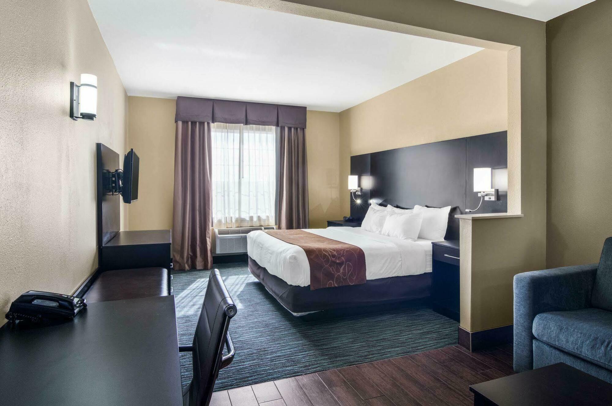 Comfort Suites Odessa Exterior foto